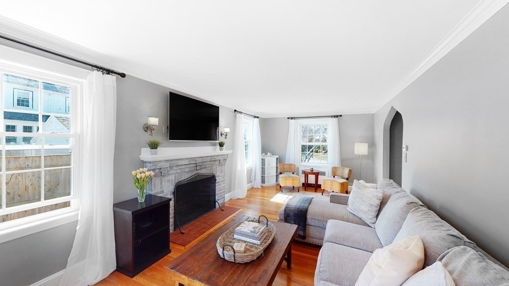 60 Woodard Road Boston, MA 02132 - Photo 4 of 18