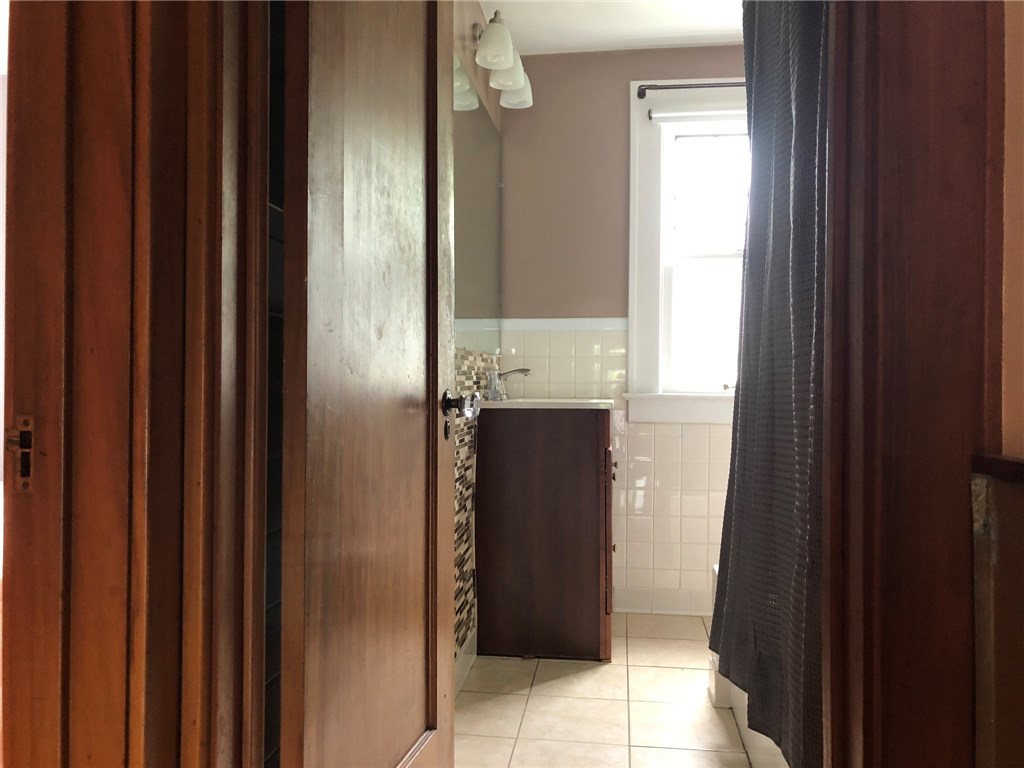 68 Roseview Avenue Rochester, NY 14609 - Photo 30 of 49