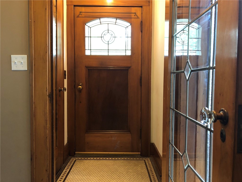 68 Roseview Avenue Rochester, NY 14609 - Photo 3 of 49