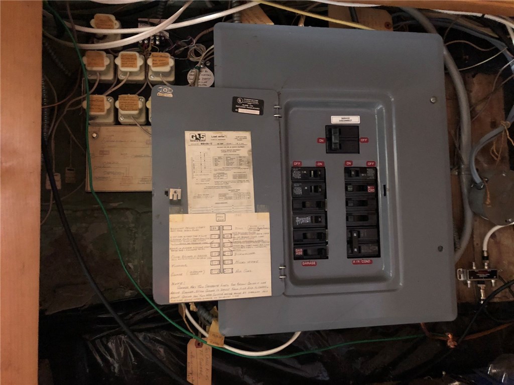 68 Roseview Avenue Rochester, NY 14609 - Photo 43 of 49