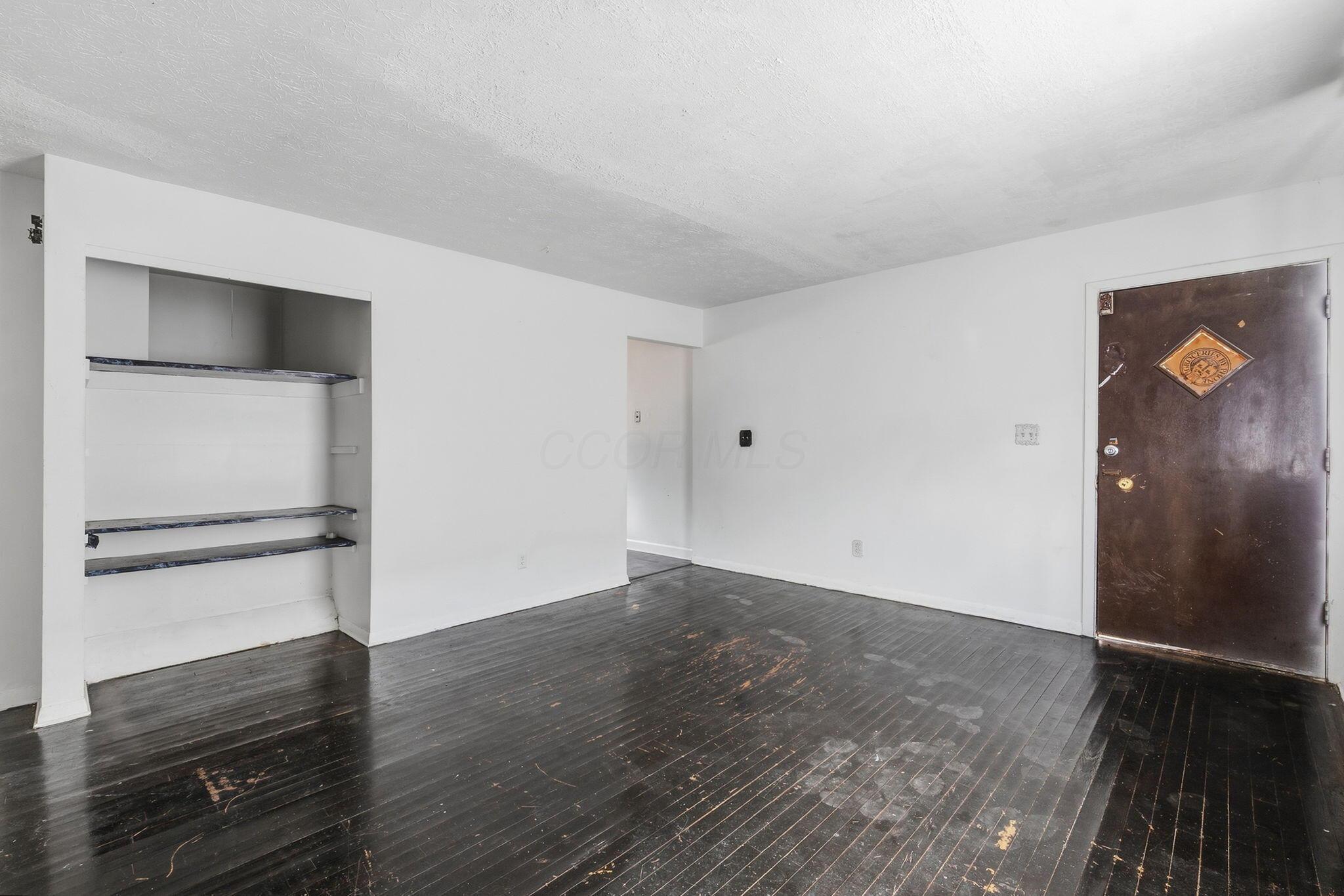 4-web-or-mls-539BarnettRoad_Hommati102 (