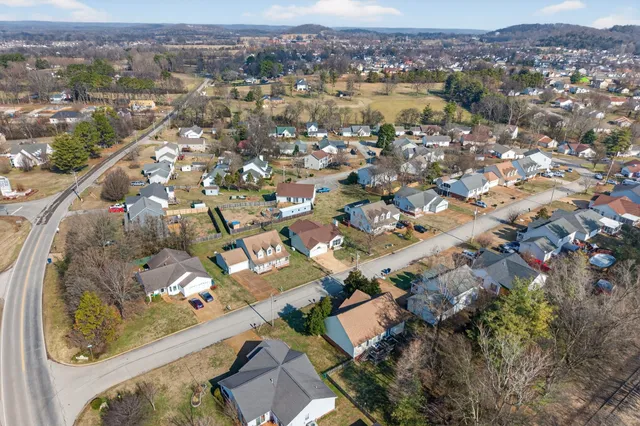 $319,900 | 405 Bradford Circle, Columbia, TN 38401