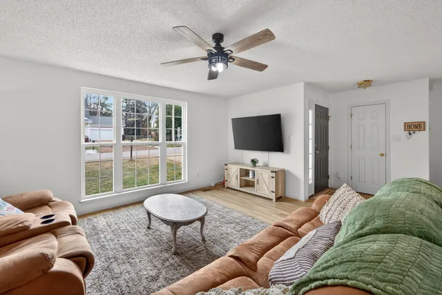 $319,900 | 405 Bradford Circle, Columbia, TN 38401