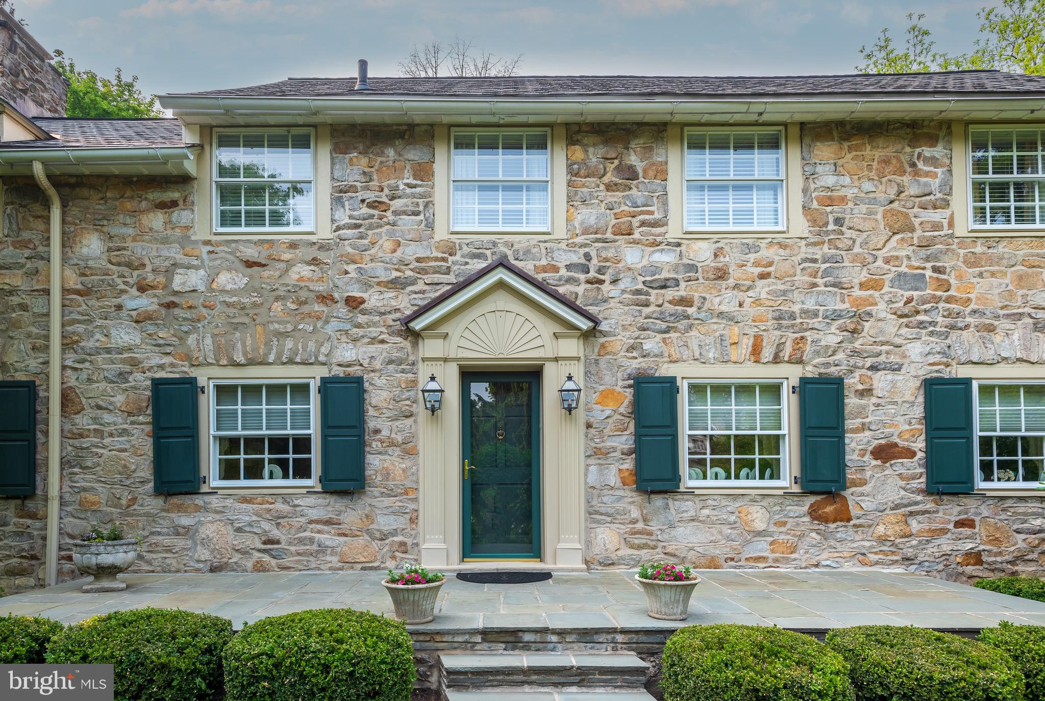 669 Richards Road Wayne, PA 19087 - Photo 3 of 45