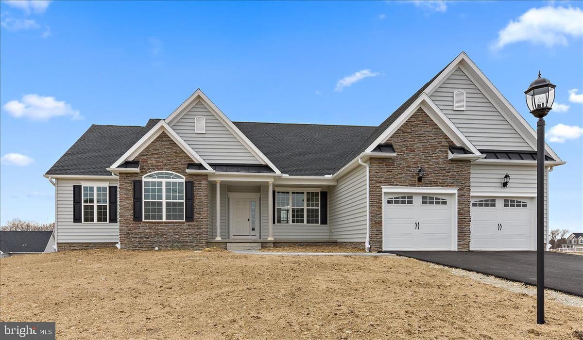 985 Beck Mill Road, Unit 7 Hanover, PA 17331 - Photo 2 of 23
