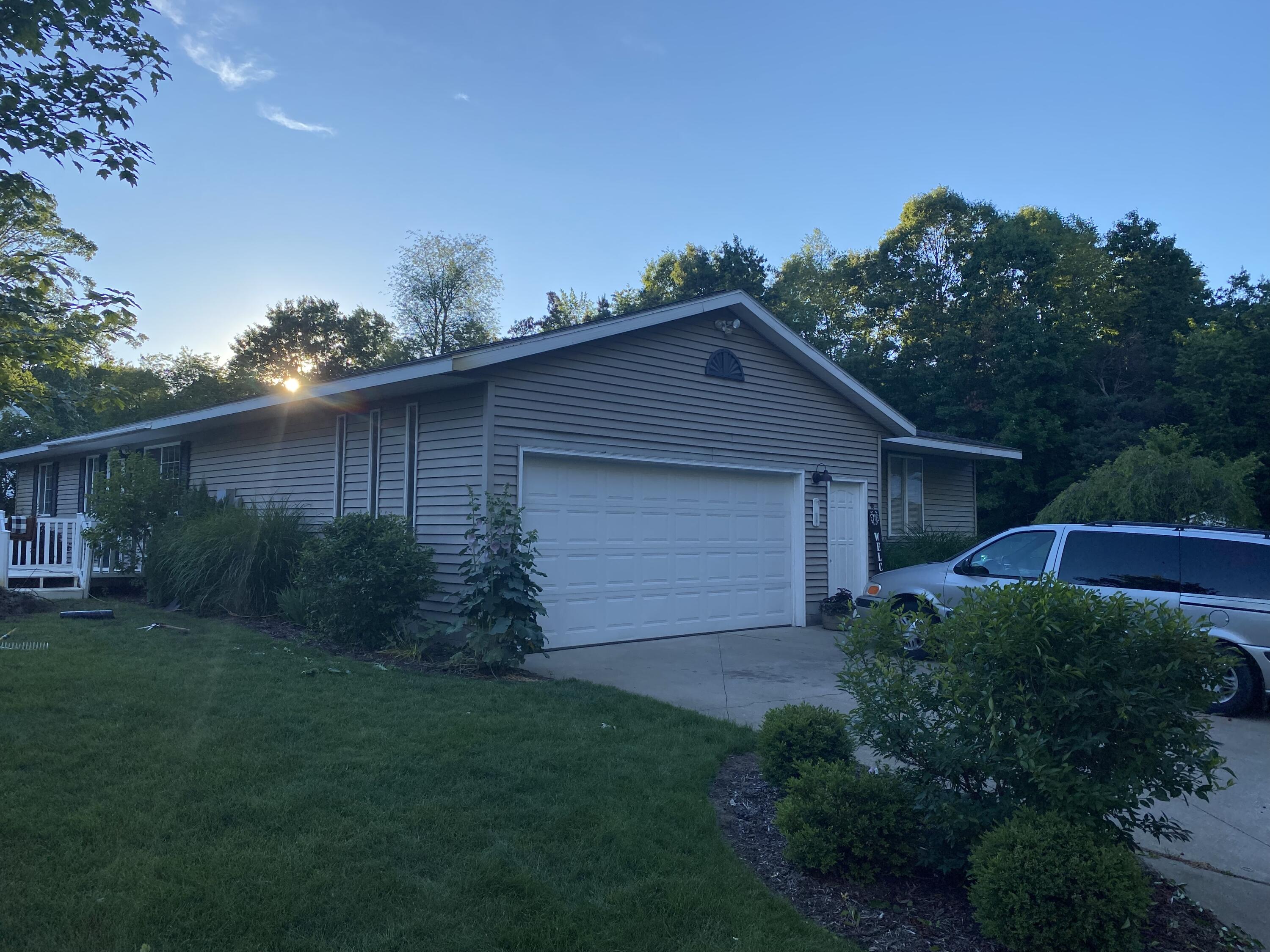 3032 Farr Road Fruitport, MI 49415 - Photo 20 of 27 2021-06-21 20.33.24