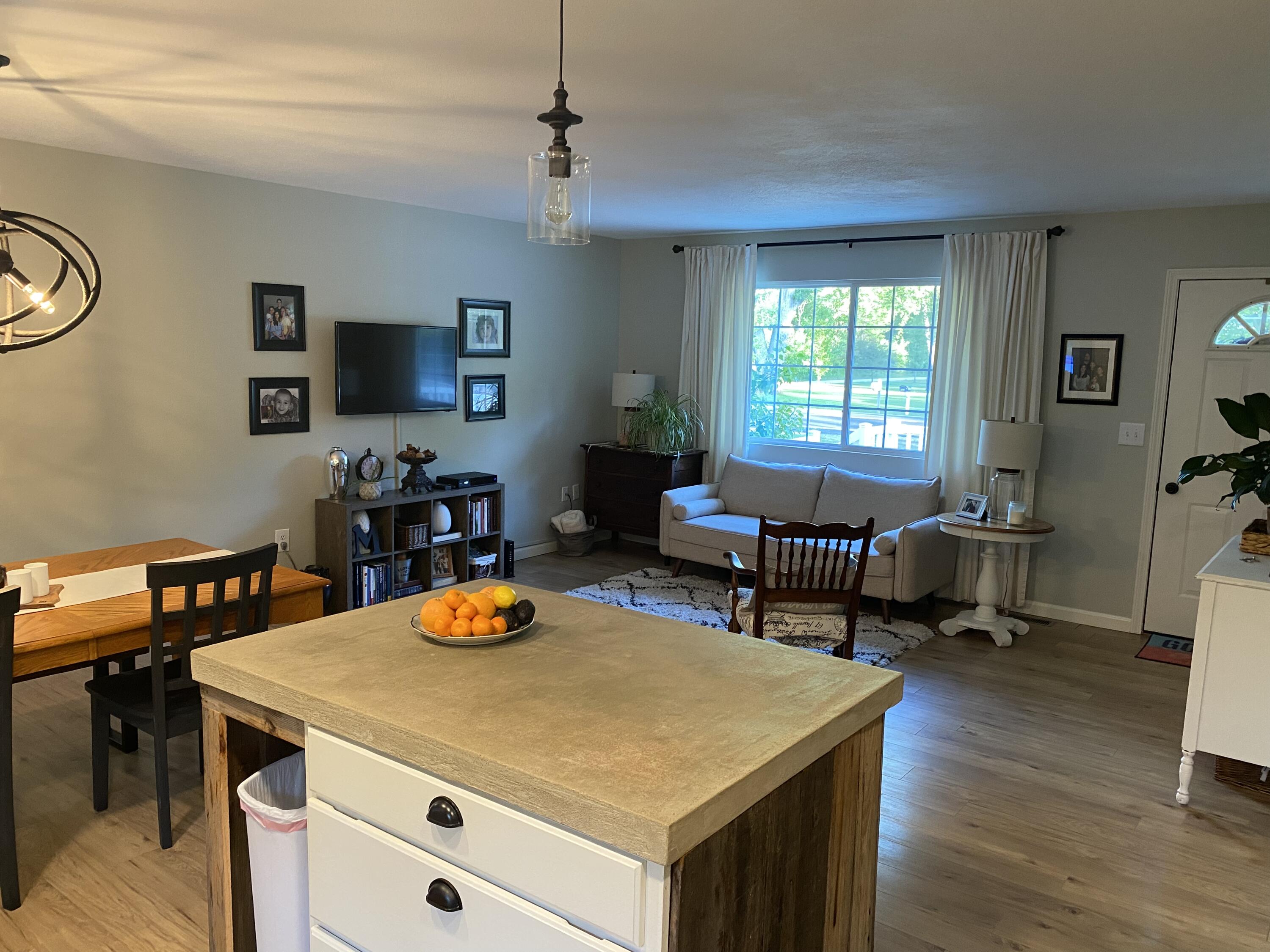 3032 Farr Road Fruitport, MI 49415 - Photo 6 of 27 2021-06-21 20.08.43
