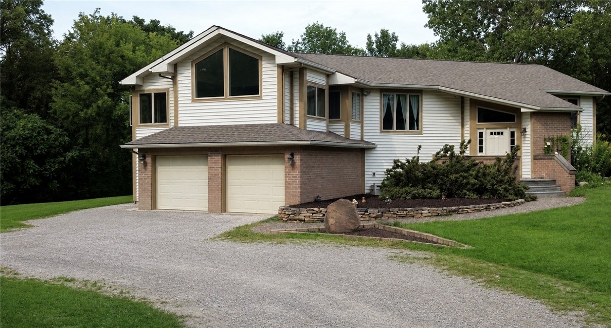 16711 4th Section Road Clarendon, NY 14470 - Photo 1 of 33