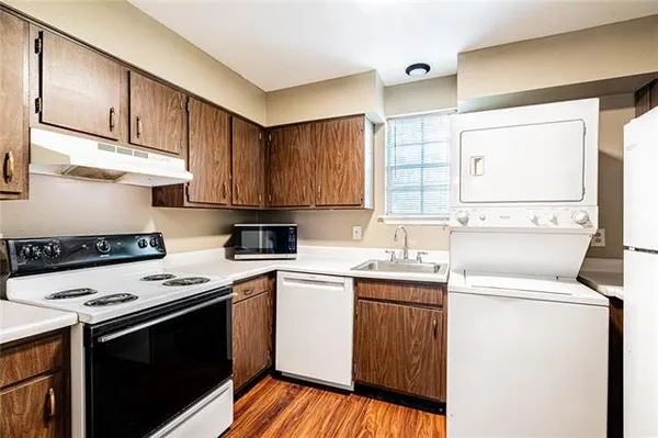 $1,650 | 4018 Pitt Street, Unit E, New Orleans, LA 70115