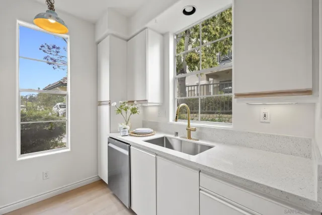 $799,900 | 3537 Caminito El Rincon, Unit 259, San Diego, CA 92130
