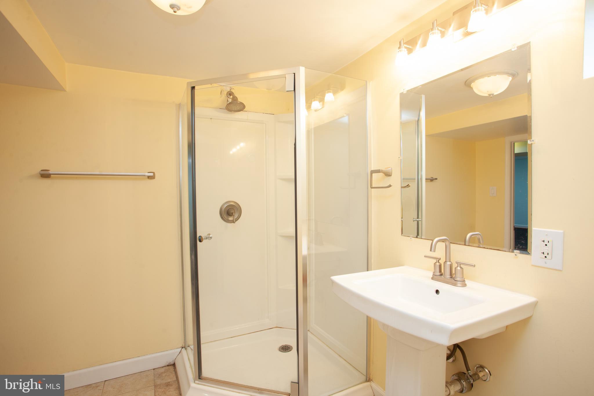 1611 Burnfield Road Rosedale, MD 21237 - Photo 23 of 30 lower level bath