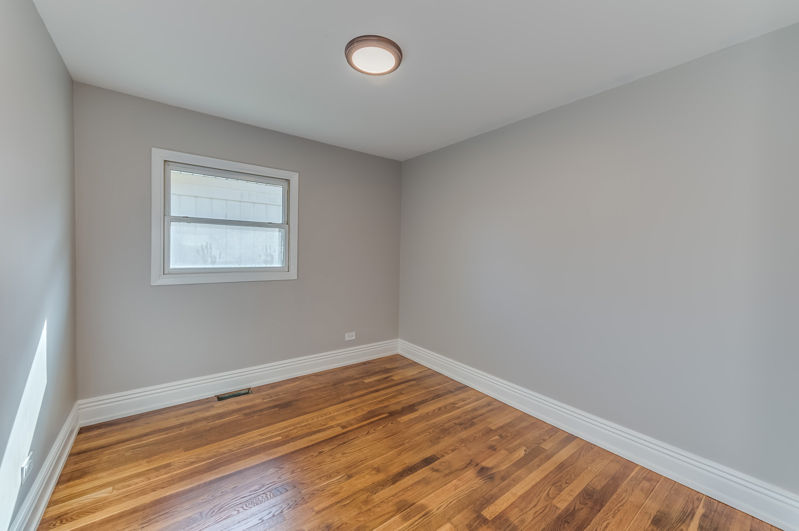 395 Northgate Road Lindenhurst, IL 60046 - Photo 14 of 30