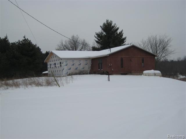 7685 Ravenswood Road Goodells, MI 48027 - Photo 1 of 8 Ravenswood 001