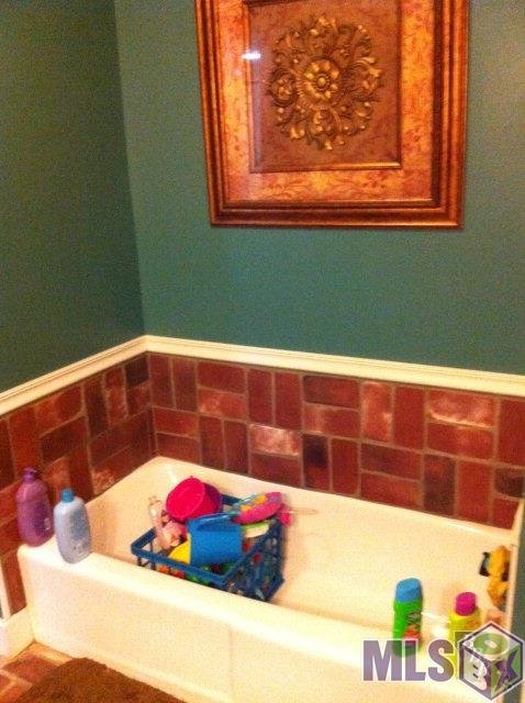 2644 Highway 1 Raceland, LA 70394 - Photo 7 of 14 Gallery Image 7
