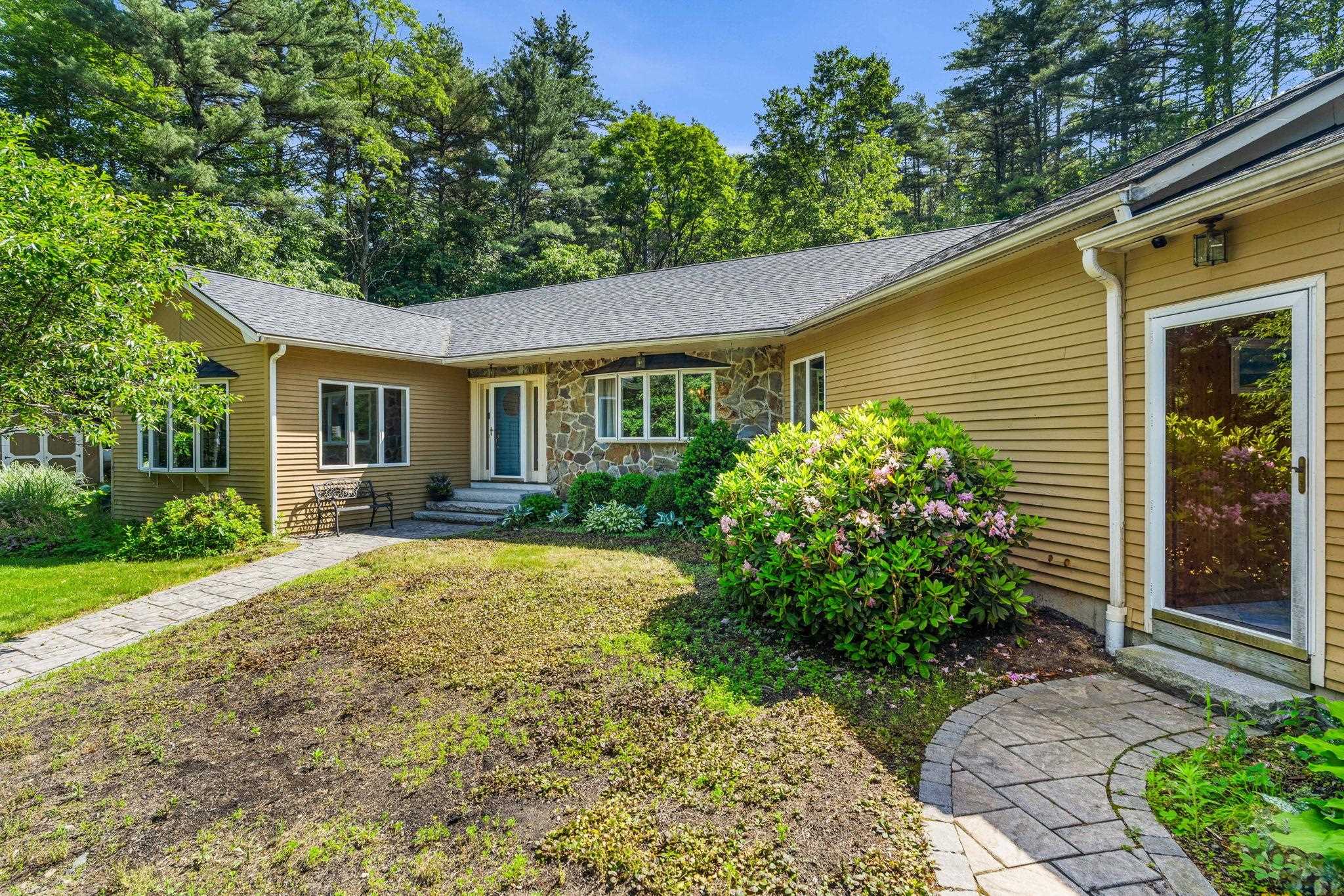 76 Graham Road Concord, NH 03301 - Photo 4 of 53