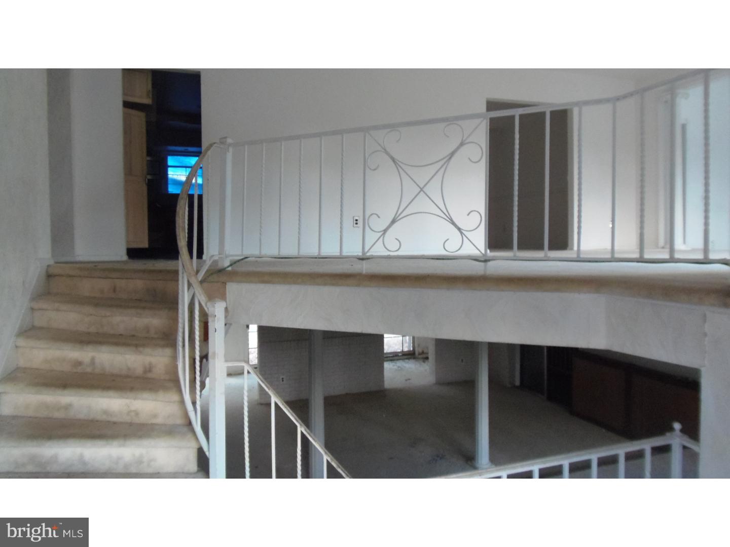 228 Jones Kane Road Williamstown, NJ 08094 - Photo 3 of 24 Foyer