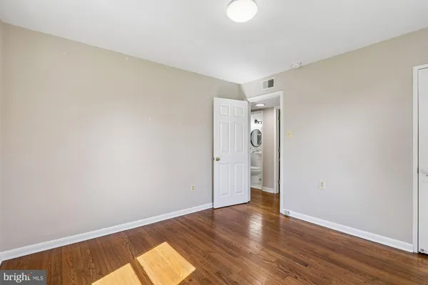 $2,950 | 2328 Fort Drive, Alexandria, VA 22303