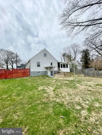 $2,950 | 2328 Fort Drive, Alexandria, VA 22303