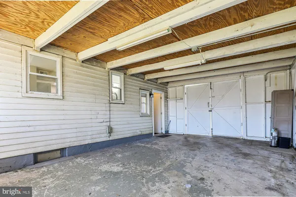 $2,950 | 2328 Fort Drive, Alexandria, VA 22303