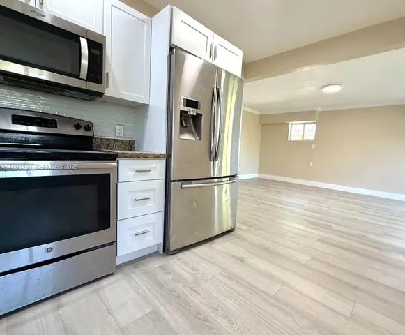 $2,800 | 716 Northeast 7th Street, Unit A, Hallandale Beach, FL 33009