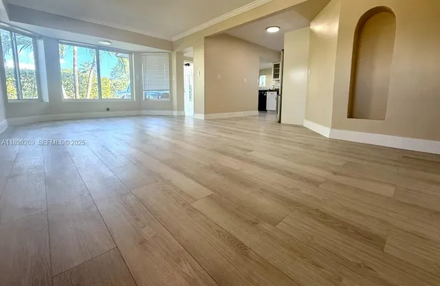 $2,800 | 716 Northeast 7th Street, Unit A, Hallandale Beach, FL 33009