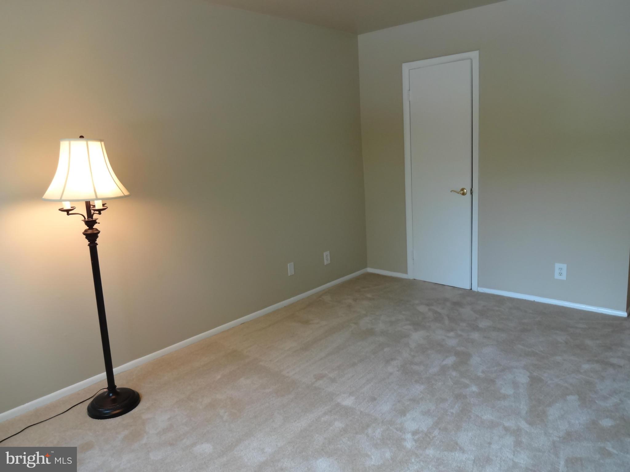 5040 7th Road South, Unit 101 Arlington, VA 22204 - Photo 15 of 27 Bedroom (Master)