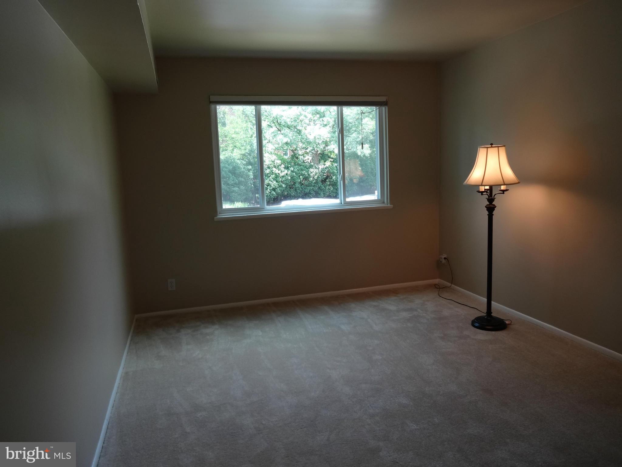 5040 7th Road South, Unit 101 Arlington, VA 22204 - Photo 16 of 27 Bedroom (Master)