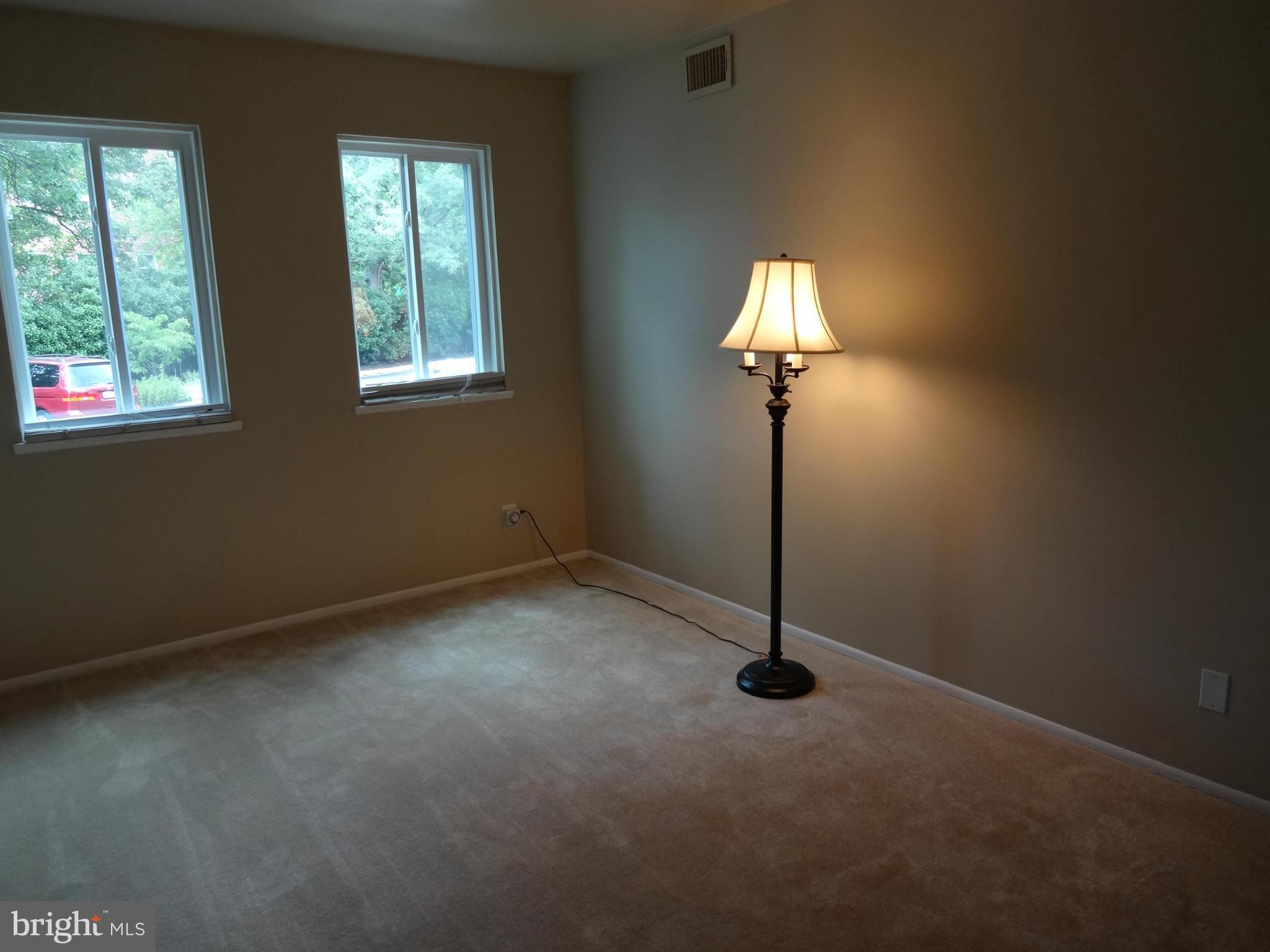 5040 7th Road South, Unit 101 Arlington, VA 22204 - Photo 19 of 27 Bedroom