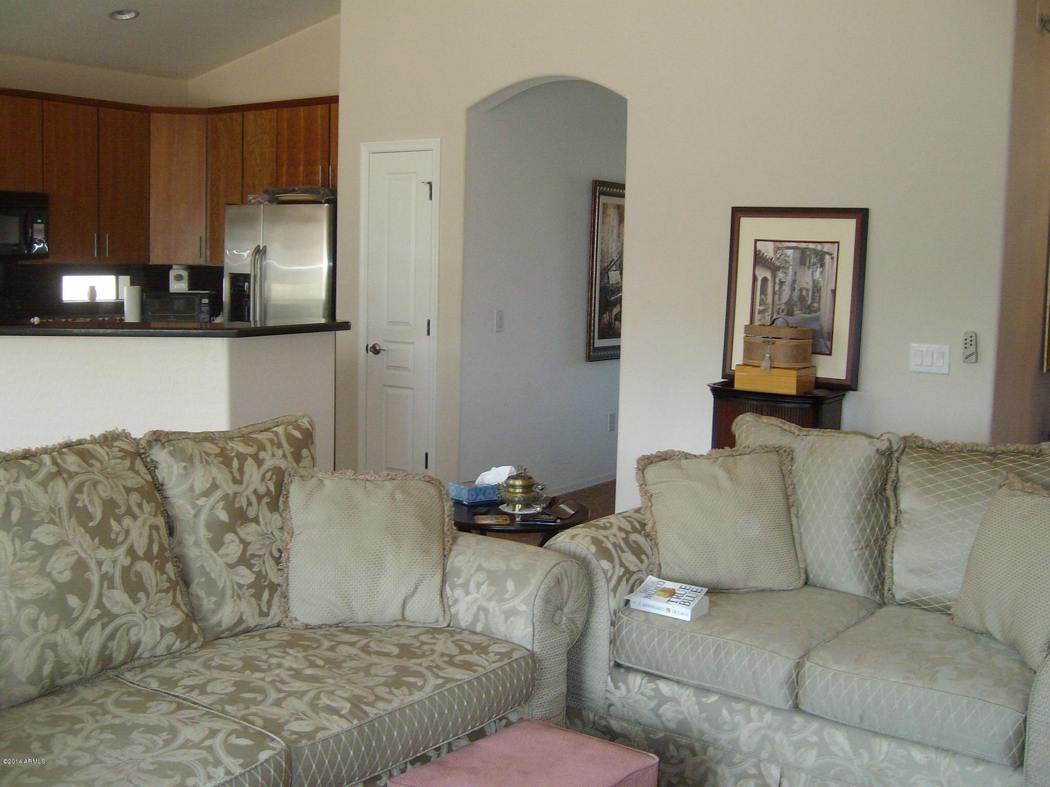 10035 Barley Road Florence, AZ 85132 - Photo 6 of 37 Comfy Couches