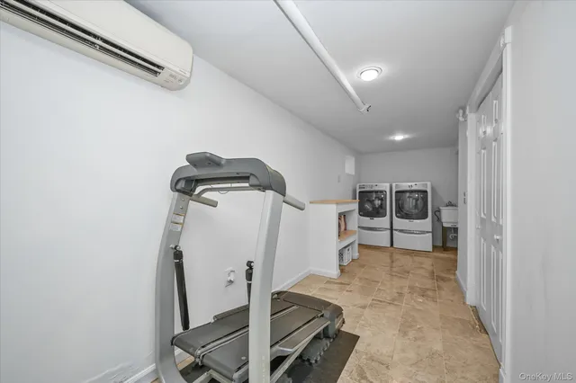 $819,000 | 224-11 Edmore Avenue | Queens Village