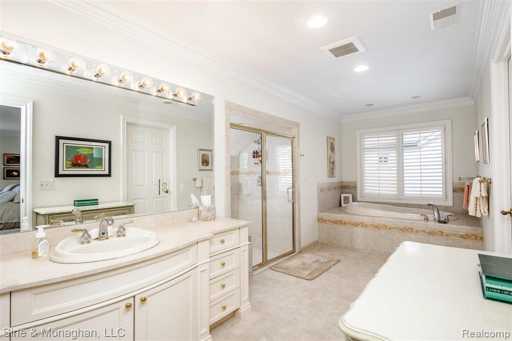 1020 Lake Shore Road Grosse Pointe Shores, MI 48236 - Photo 51 of 94