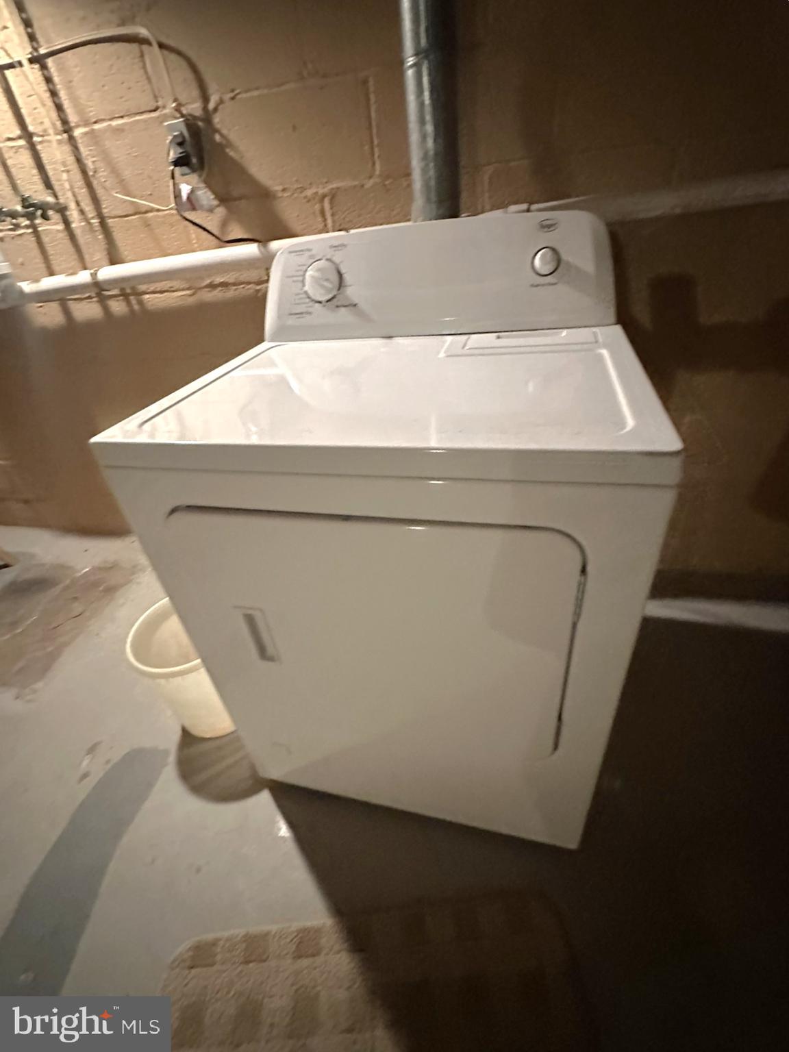 7 Glendale Street Hanover, PA 17331 - Photo 23 of 38 a close view of sink