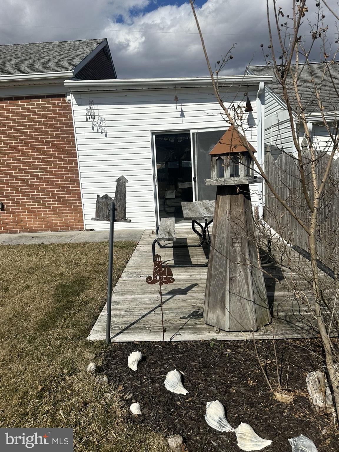 7 Glendale Street Hanover, PA 17331 - Photo 34 of 38 a view of a patio with a table and chairs under an umbrella