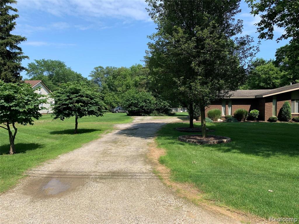 2841 Grant Road Rochester Hills, MI 48309 - Photo 7 of 47