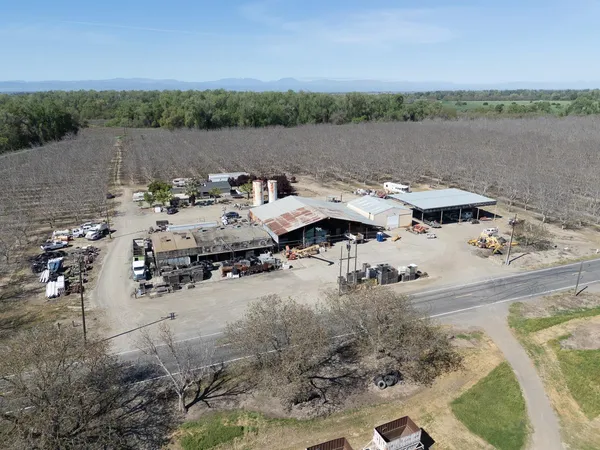 $5,250,000 | 3869 River Road, Colusa, CA 95932