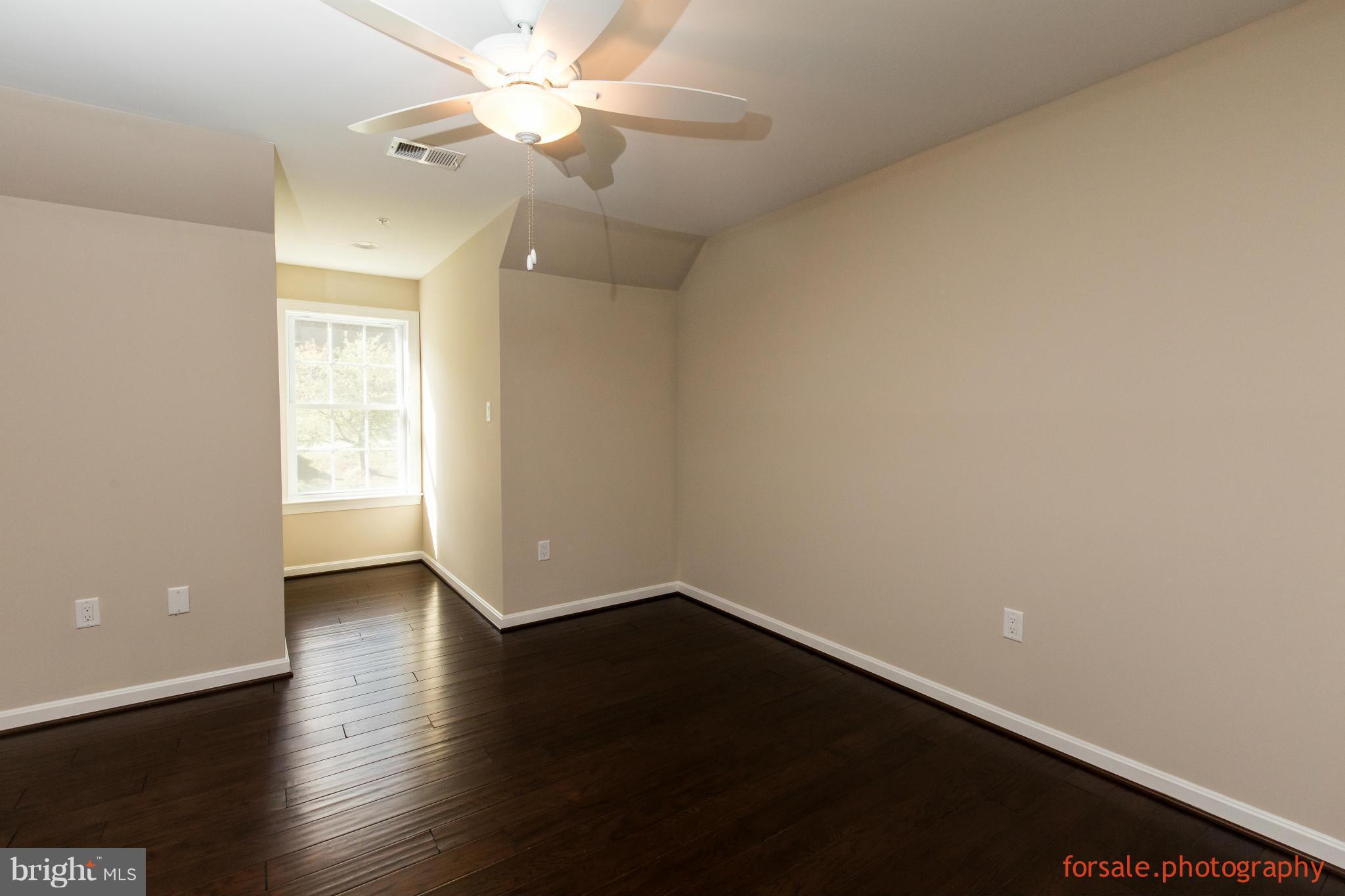 6291 McKendree Road Dunkirk, MD 20754 - Photo 26 of 30 Bedroom