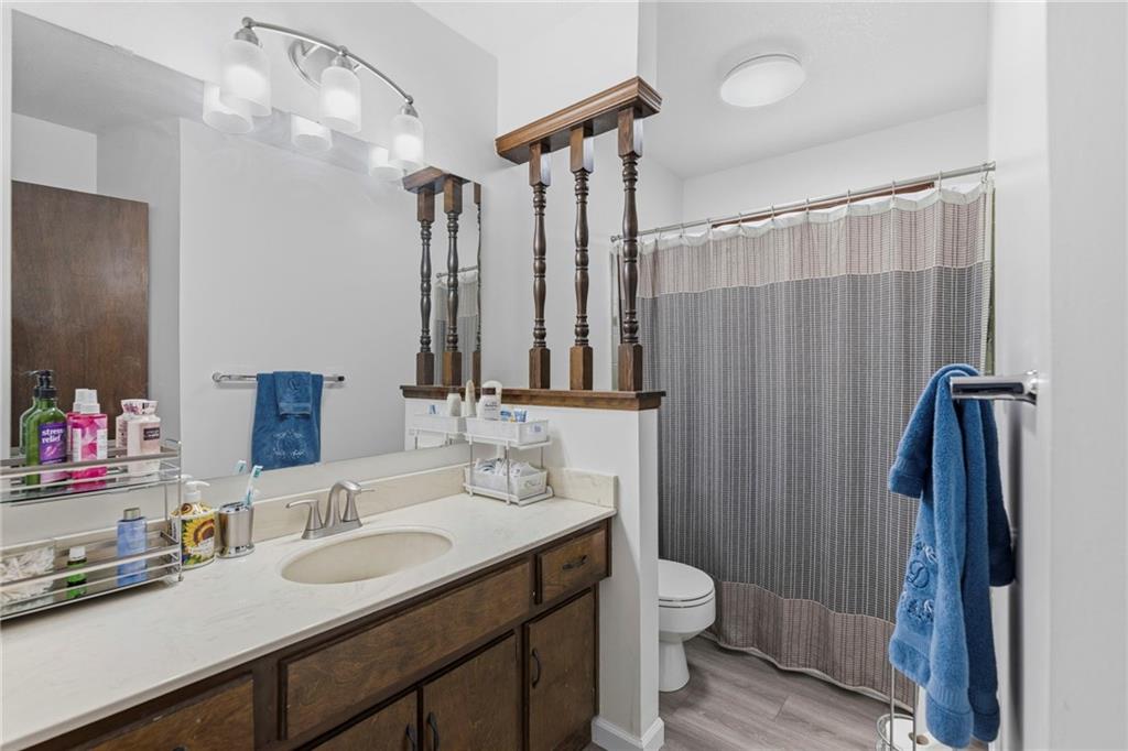 8221 Noland Road Lenexa, KS 66215 - Photo 12 of 32