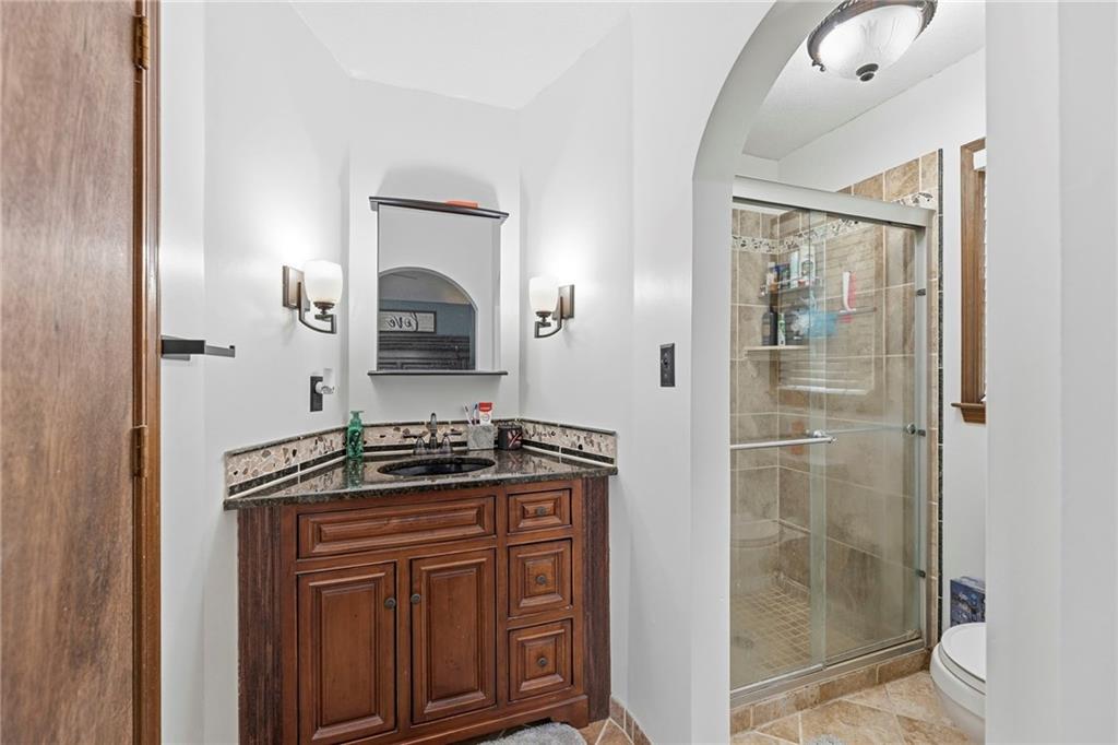 8221 Noland Road Lenexa, KS 66215 - Photo 17 of 32