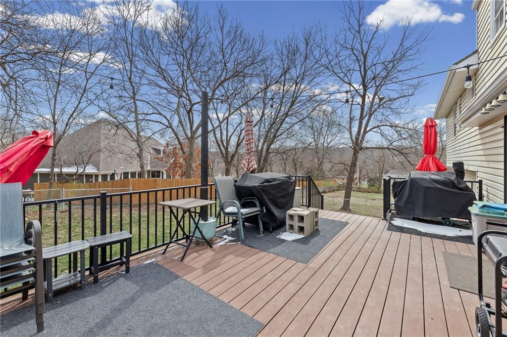 8221 Noland Road Lenexa, KS 66215 - Photo 2 of 32