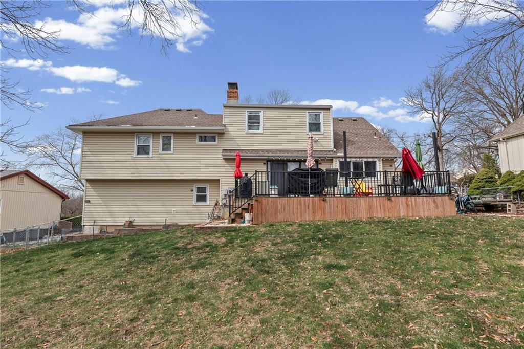 8221 Noland Road Lenexa, KS 66215 - Photo 3 of 32