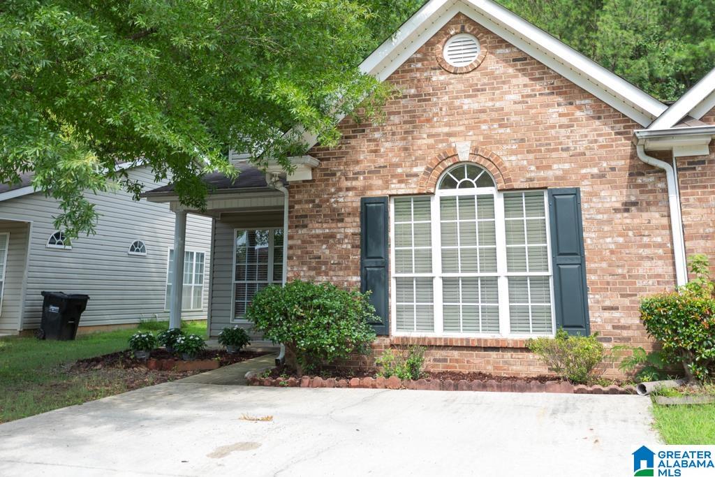 430 Midridge Lane Pelham, AL 35124 - Photo 2 of 24