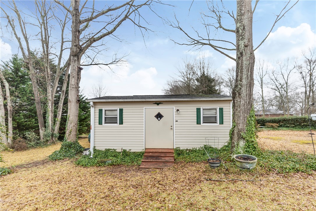 1108 Westgate Road Anderson, SC 29626 - Photo 22 of 30 Gallery Image 22