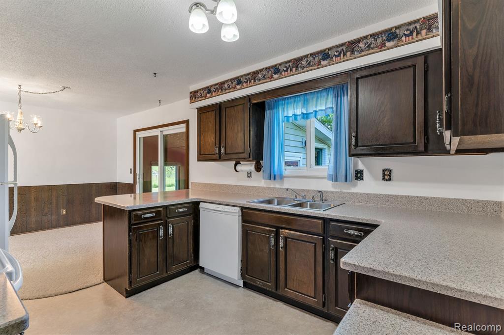 10014 Duffield Road Gaines, MI 48436 - Photo 12 of 32