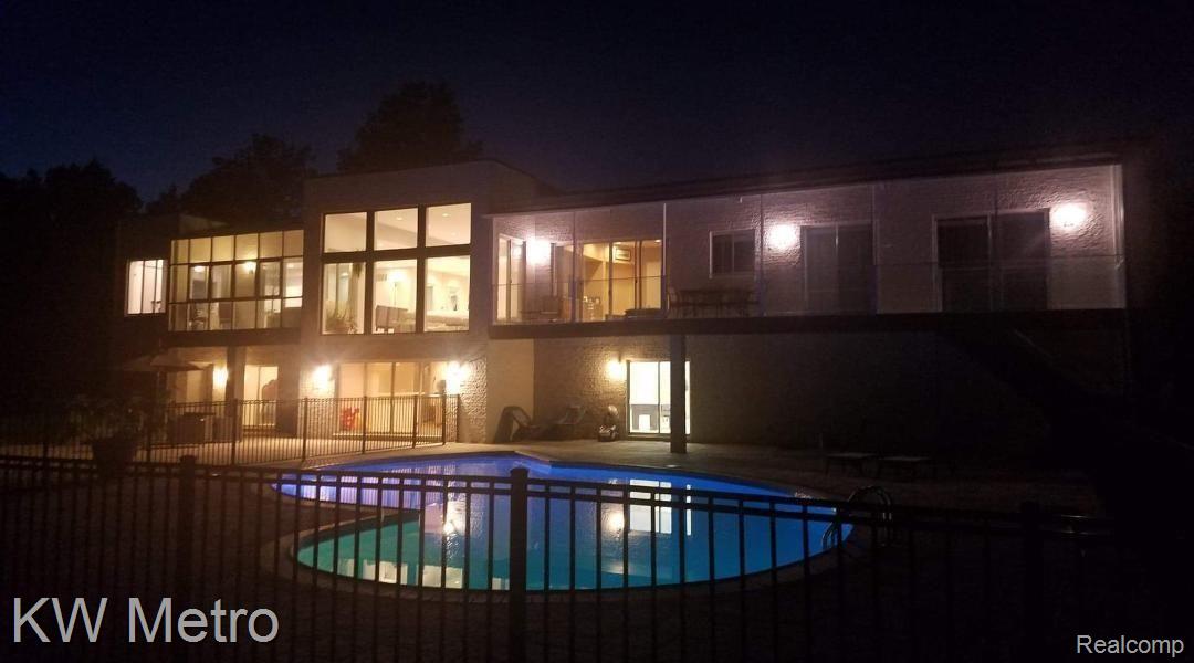2085 Lone Pine Road Bloomfield Hills, MI 48302 - Photo 57 of 57 LP 2.jpg