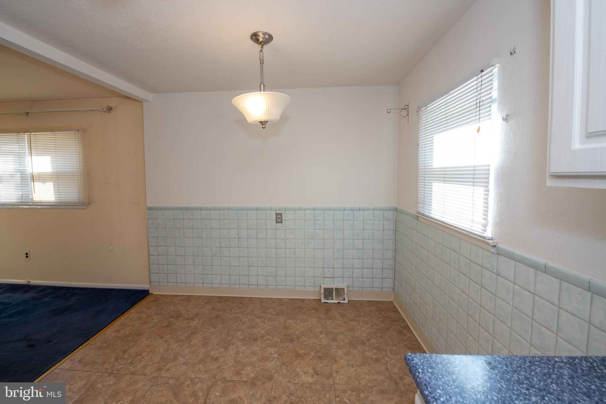 15046 Carter Road Philadelphia, PA 19116 - Photo 12 of 30 Gallery Image 12