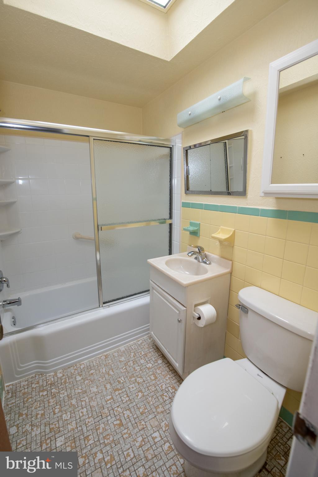 15046 Carter Road Philadelphia, PA 19116 - Photo 22 of 30 Gallery Image 22