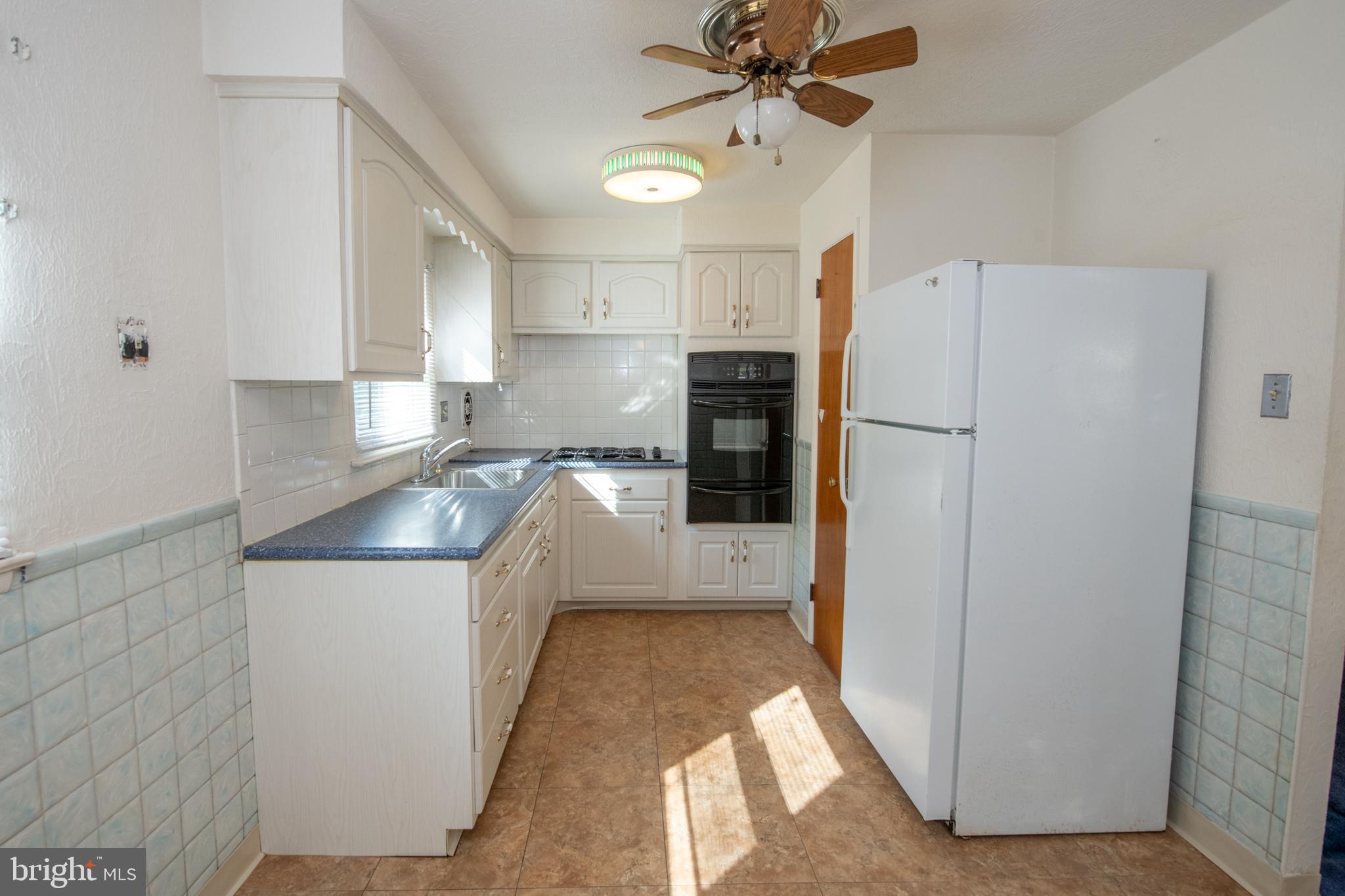 15046 Carter Road Philadelphia, PA 19116 - Photo 10 of 30 Gallery Image 10