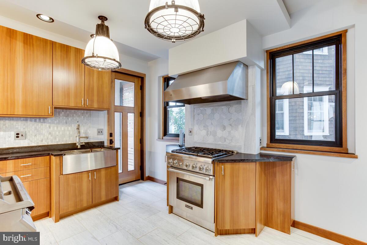 37 Murray Avenue Annapolis, MD 21401 - Photo 16 of 73