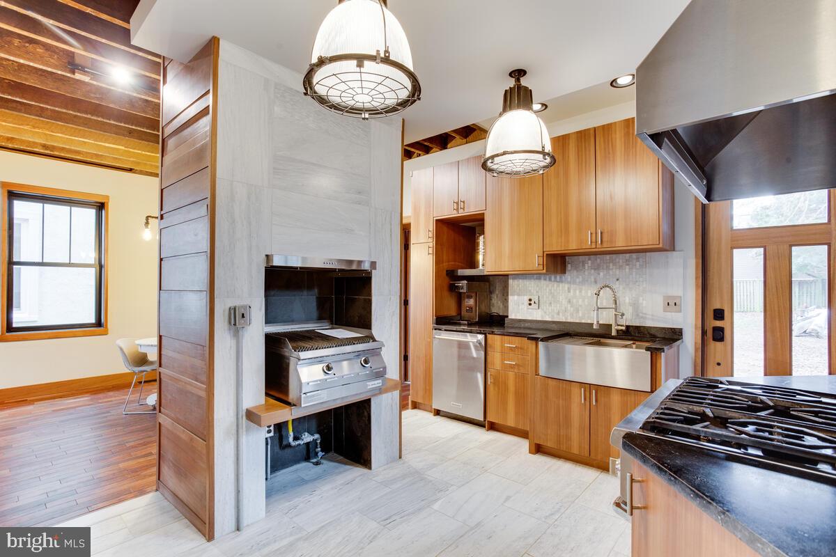 37 Murray Avenue Annapolis, MD 21401 - Photo 17 of 73