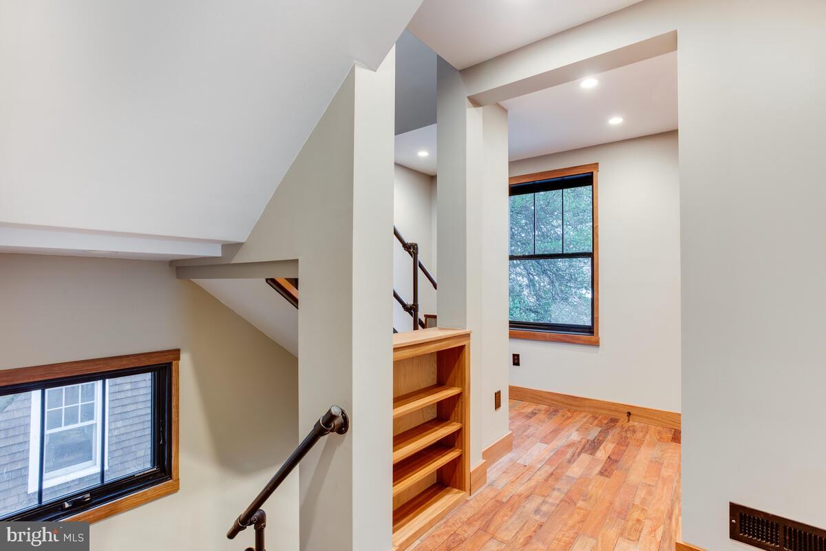 37 Murray Avenue Annapolis, MD 21401 - Photo 25 of 73